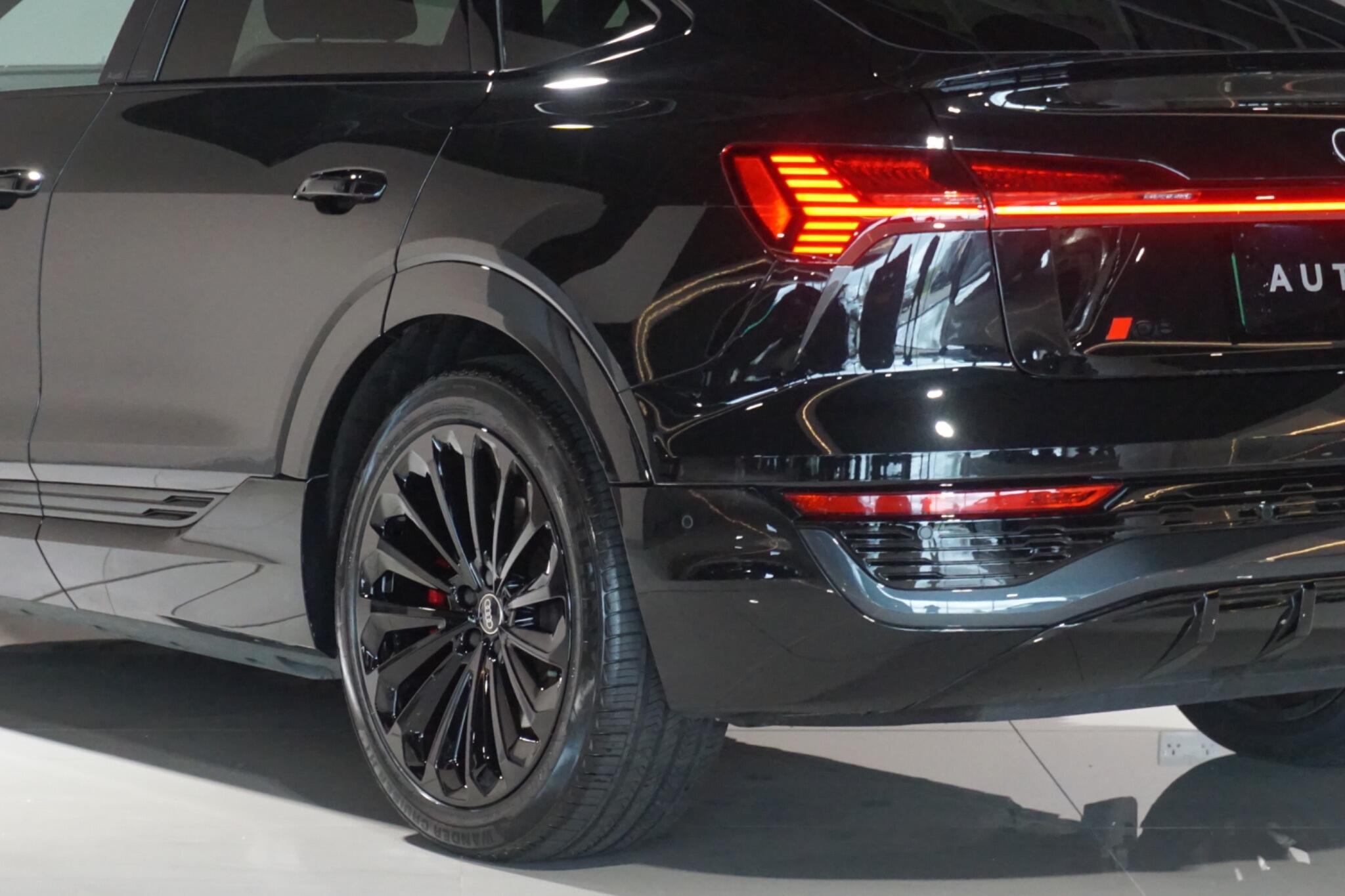 Audi Q8 e-tron 50 S line Sportback 5dr Electric Auto quattro 95kWh (11kW Charger) (340 ps)